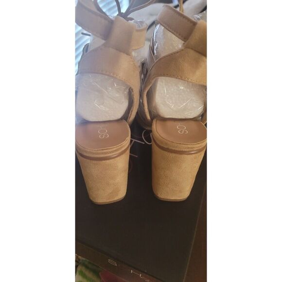 SOHO GIRLS LACE-UP SUEDE BLOCK SANDALS SIZE 8 NEW IN BOX - Picture 6 of 15